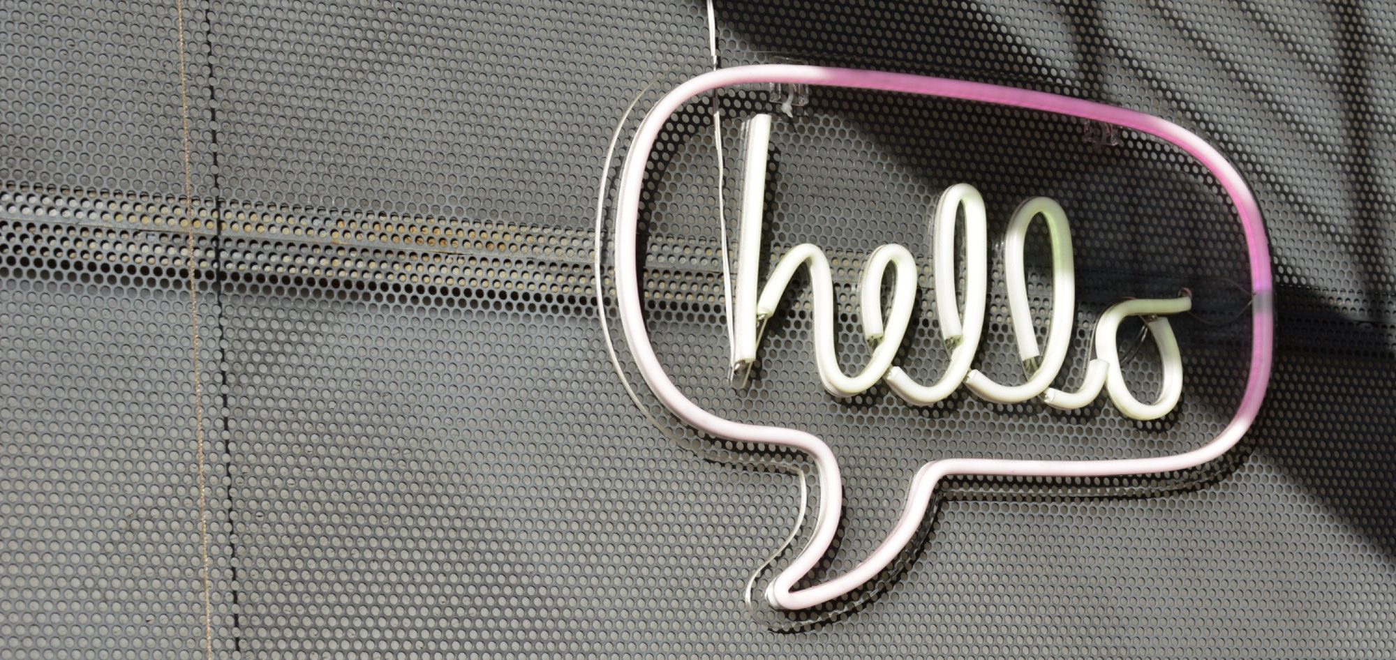 Carolin Ngo – Hello